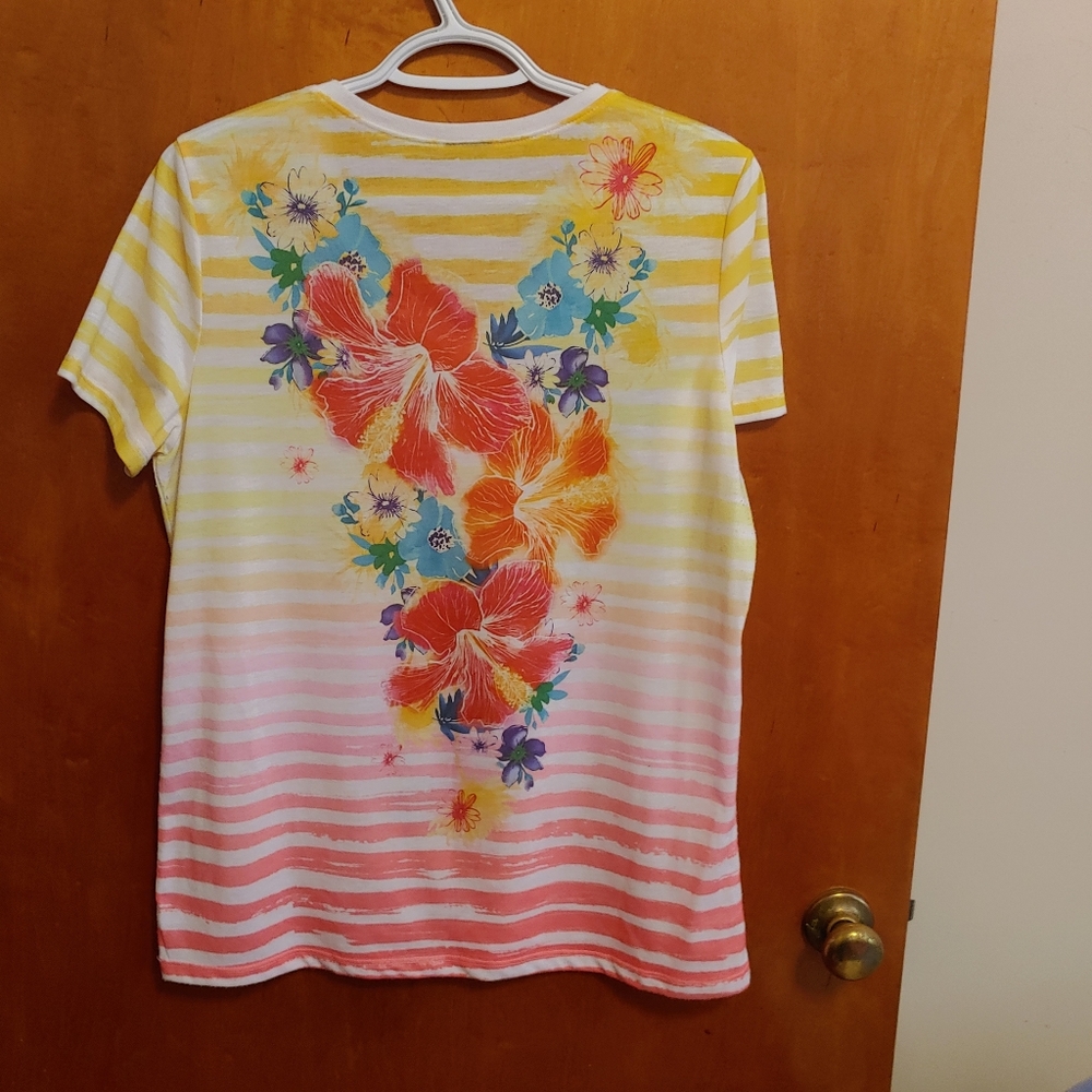 Tropical Tee - Picture 2 of 4